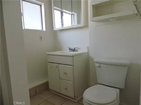 Bath - 657 Knoll, Crestline, CA 92325 photo 3 of 3