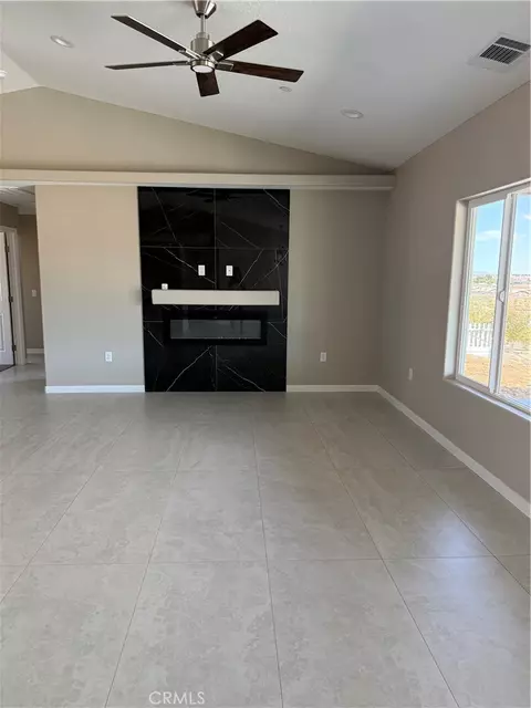 Living - 10955 E Ave, Hesperia, CA 92345 photo 2 of 3