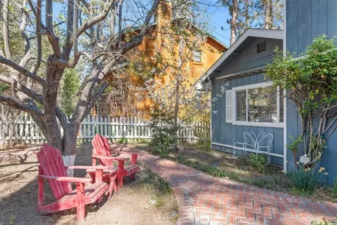 Exterior - 1902 Virginia, Wrightwood, CA 92397 photo 2 of 7