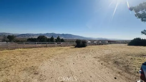 23936 Outpost Rd, Apple Valley, CA 92308 photo 13