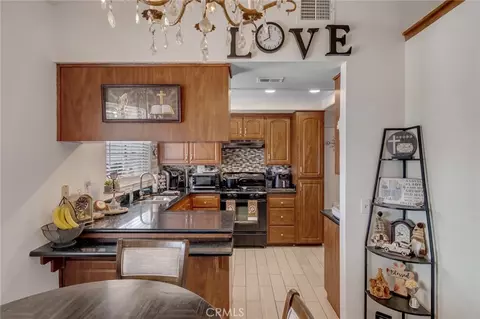Kitchen - 8150 Minstead, Hesperia, CA 92345 photo 1 of 4