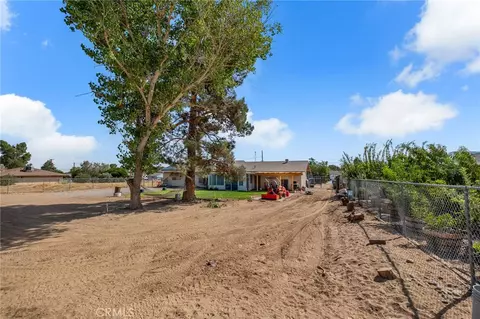Exterior - 8150 Minstead, Hesperia, CA 92345 photo 11 of 11
