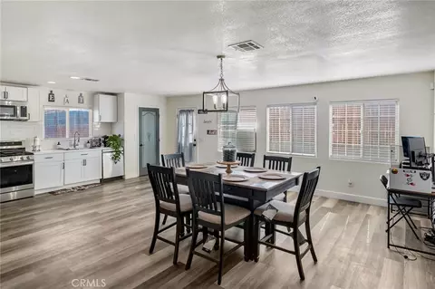 Dining - 960 Purple Sage Ct, Barstow, CA 92311 photo 3 of 3