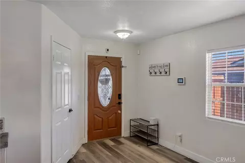 Entry Way - 960 Purple Sage Ct, Barstow, CA 92311 photo 1 of 2
