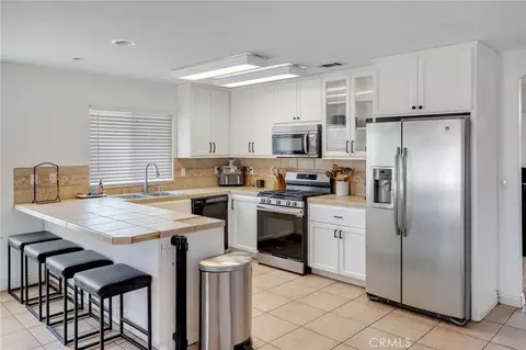 Kitchen - 14952 Rivers Edge, Helendale, CA 92342 photo 1 of 2