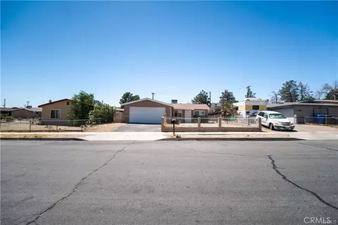 Exterior - 1912 Sunset St, Barstow, CA 92311 photo 3 of 4