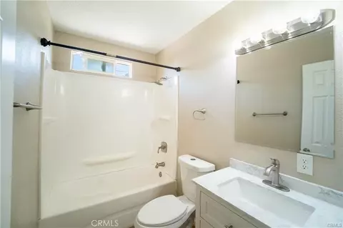 Bath - 1912 Sunset St, Barstow, CA 92311 photo 1 of 1
