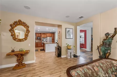Entry Way - 6757 Serrano, Hesperia, CA 92345 photo 2 of 6
