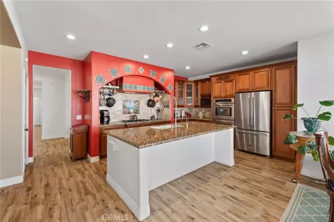 Kitchen - 6757 Serrano, Hesperia, CA 92345 photo 2 of 8