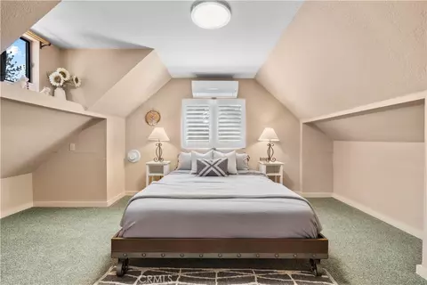 Bedroom - 1869 Outer Hwy 2 S, Wrightwood, CA 92397 photo 7 of 7