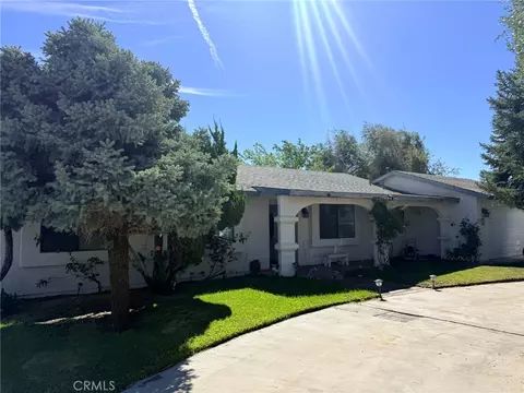 8283 Langdon, Hesperia, CA 92345 photo 2