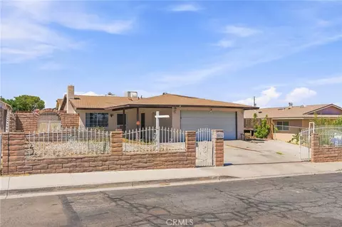 2016 Notre Dame Ct, Barstow, CA 92311