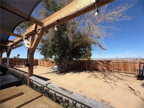 Exterior - 34243 O St, Barstow, CA 92311 photo 5 of 13