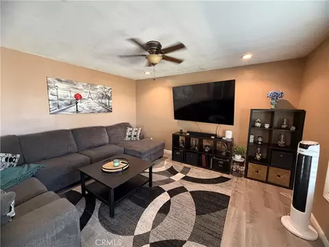 Living - 34243 O St, Barstow, CA 92311 photo 1 of 4