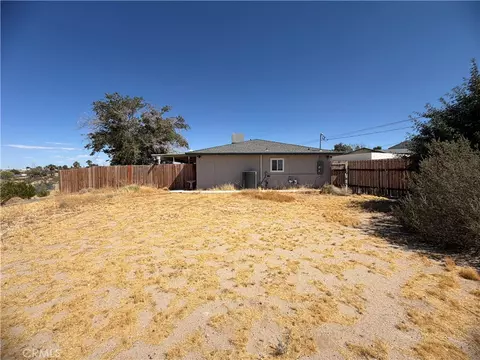 Exterior - 34243 O St, Barstow, CA 92311 photo 9 of 13