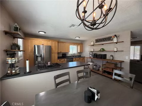 Kitchen - 34243 O St, Barstow, CA 92311 photo 3 of 5