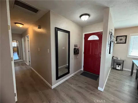 Entry Way - 34243 O St, Barstow, CA 92311 photo 2 of 2