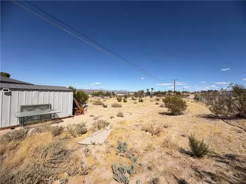 Exterior - 34243 O St, Barstow, CA 92311 photo 12 of 13
