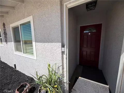 Entry Way - 34243 O St, Barstow, CA 92311 photo 1 of 2