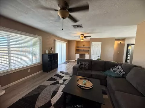 Living - 34243 O St, Barstow, CA 92311 photo 2 of 4