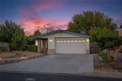 12855 Candlewick Ln, Victorville, CA 92395