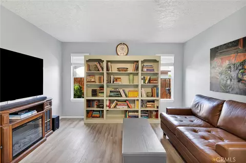 Living - 8951 Avocado, Hesperia, CA 92345 photo 5 of 5