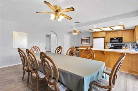 Dining - 8951 Avocado, Hesperia, CA 92345 photo 2 of 6