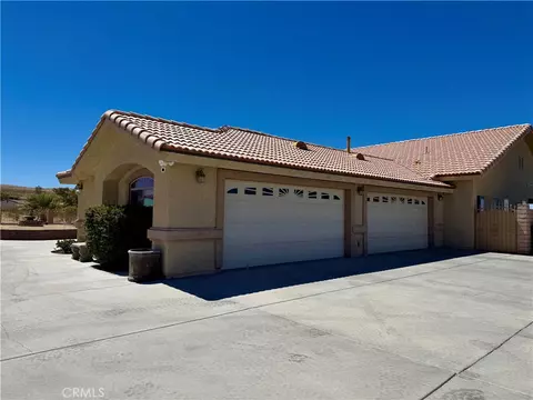 Exterior - 34828 E, Barstow, CA 92311 photo 4 of 16