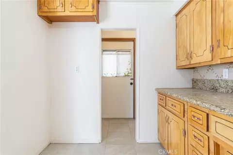 Entry Way - 1111 Taos, Barstow, CA 92311 photo 2 of 3