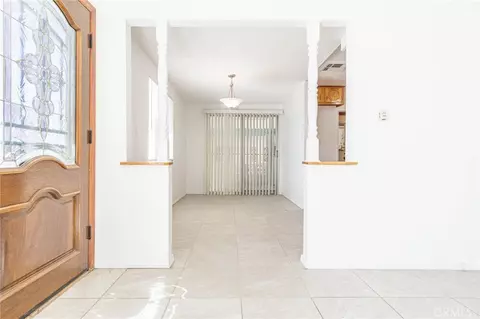Entry Way - 1111 Taos, Barstow, CA 92311 photo 1 of 3