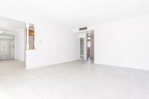 Living - 1111 Taos, Barstow, CA 92311 photo 2 of 4