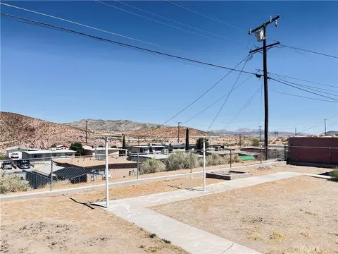 Exterior - 1111 Taos, Barstow, CA 92311 photo 3 of 4