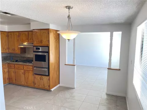 Kitchen - 1111 Taos, Barstow, CA 92311 photo 4 of 4