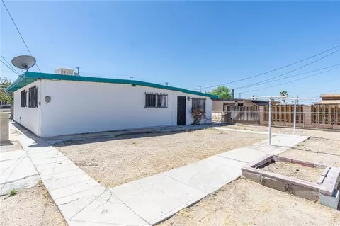 Exterior - 1111 Taos, Barstow, CA 92311 photo 5 of 9