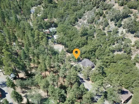 5650 Acorn, Wrightwood, CA 92397 photo 4