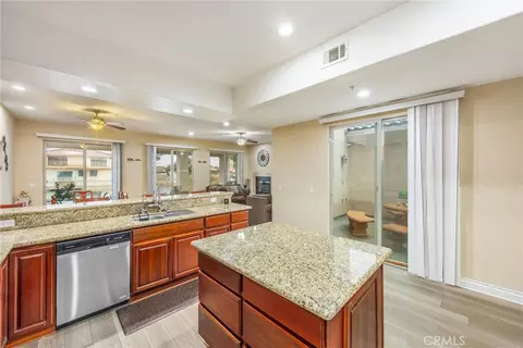 Kitchen - 14365 Nautical, Helendale, CA 92342 photo 6 of 6