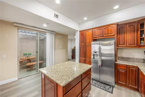 Kitchen - 14365 Nautical, Helendale, CA 92342 photo 4 of 6