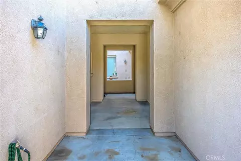 Entry Way - 14365 Nautical, Helendale, CA 92342 photo 3 of 3