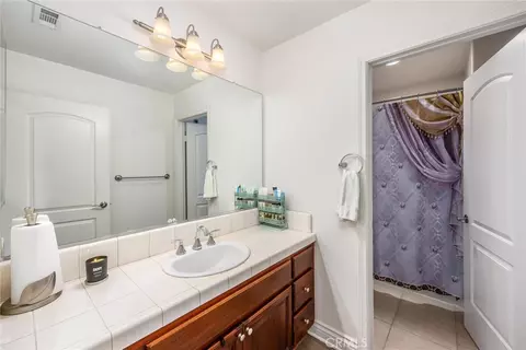 Bath - 14365 Nautical, Helendale, CA 92342 photo 4 of 4