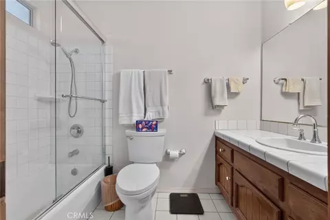 Bath - 1902 Virginia, Wrightwood, CA 92397 photo 4 of 6