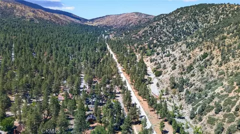 View/Area - 1902 Virginia, Wrightwood, CA 92397 photo 4 of 8