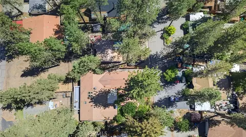 View/Area - 1902 Virginia, Wrightwood, CA 92397 photo 2 of 8