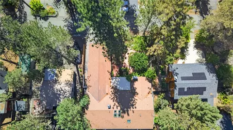 View/Area - 1902 Virginia, Wrightwood, CA 92397 photo 3 of 8