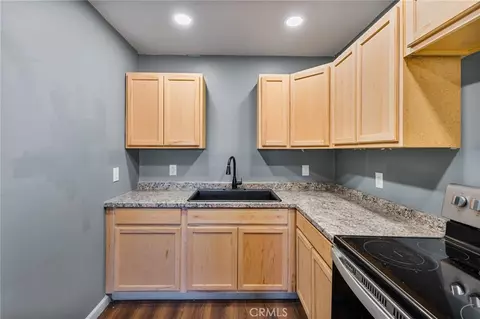 Kitchen - 16371 Adelia, Hesperia, CA 92345 photo 1 of 2