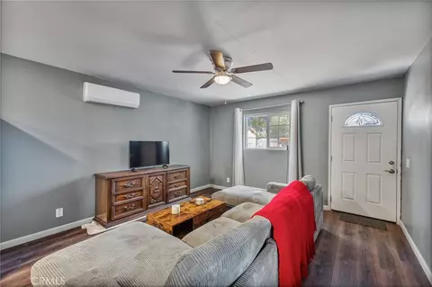 Living - 16371 Adelia, Hesperia, CA 92345 photo 2 of 2