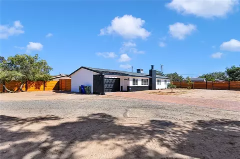 Exterior - 13861 Osage, Apple Valley, CA 92307 photo 6 of 17
