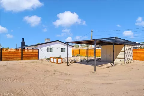 Exterior - 13861 Osage, Apple Valley, CA 92307 photo 15 of 17