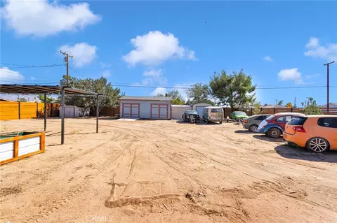 Exterior - 13861 Osage, Apple Valley, CA 92307 photo 11 of 17
