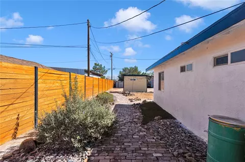 Exterior - 13861 Osage, Apple Valley, CA 92307 photo 9 of 17