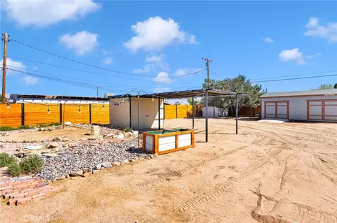 Exterior - 13861 Osage, Apple Valley, CA 92307 photo 12 of 17